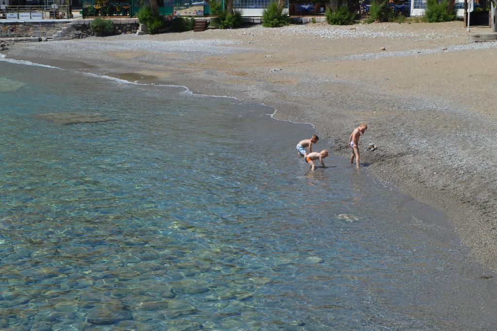 So Close To The Beach Agios Nikolaos Buitenkant foto